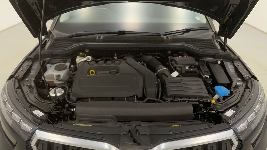 Open Bonnet (Engine)