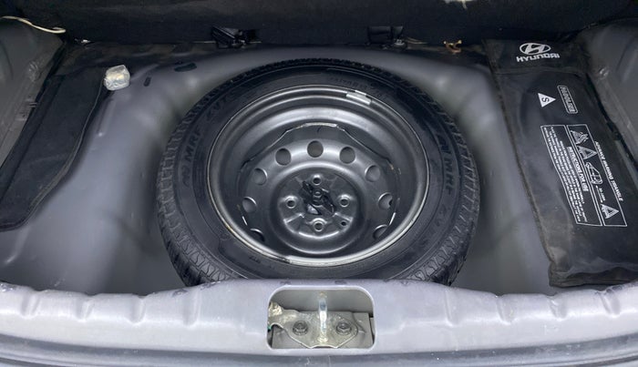 2018 Hyundai Eon ERA PLUS, Petrol, Manual, 6,961 km, Spare Tyre