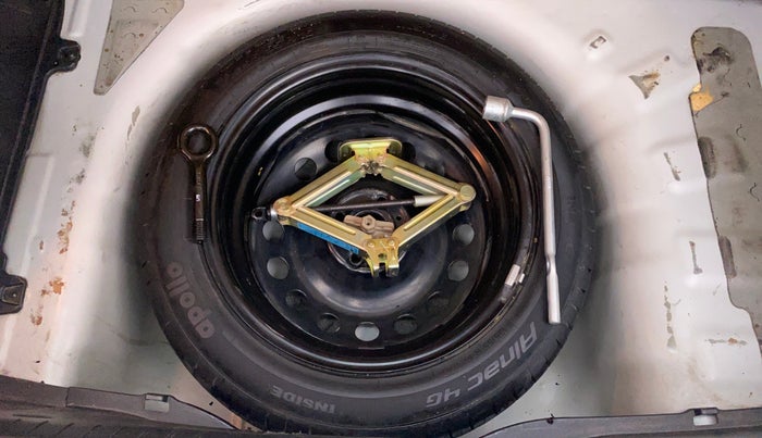 2016 Hyundai Elite i20 ASTA 1.2 (O), Petrol, Manual, 91,197 km, Spare Tyre