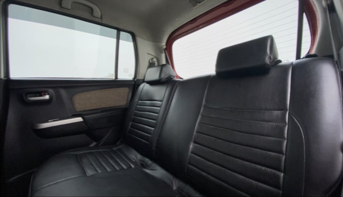 2013 Maruti Wagon R 1.0 VXI, Petrol, Manual, 42,859 km, Right Side Rear Door Cabin