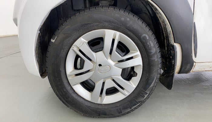 2017 Datsun Redi Go T (O), Petrol, Manual, 35,749 km, Left Front Wheel