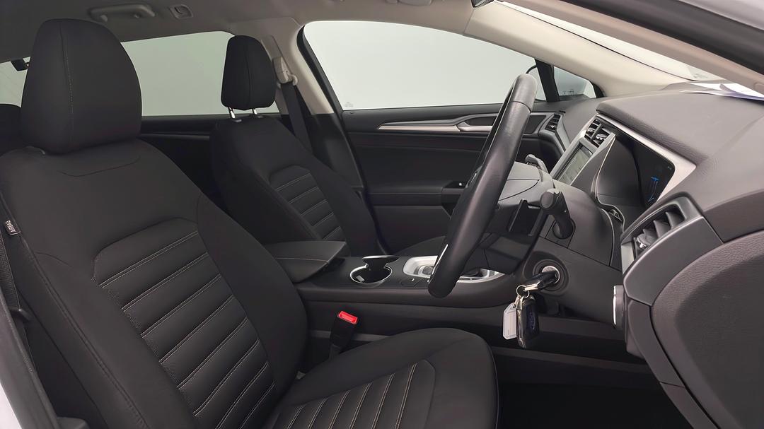 2017 Ford Mondeo Ambiente, Automatic, 45205 km, Right Side Front Door Cabin View