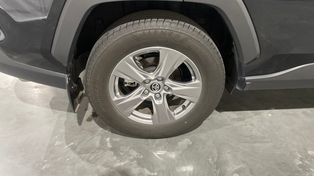 2024 Toyota RAV4 Gx (AWD) Hybr Full Size Spare, Automatic, 40466 km, Right Rear Wheel