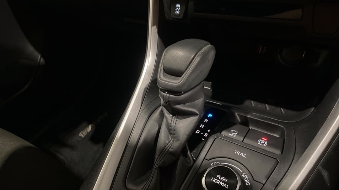 2024 Toyota RAV4 Gx (AWD) Hybr Full Size Spare, Automatic, 40466 km, Gear Lever 