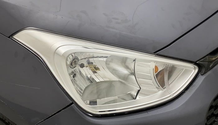 2017 Hyundai Grand i10 SPORTZ (O) 1.2 KAPPA VTVT, Petrol, Manual, 86,986 km, Right headlight - LED not working