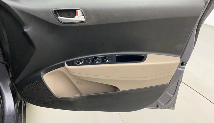 2017 Hyundai Grand i10 SPORTZ (O) 1.2 KAPPA VTVT, Petrol, Manual, 86,986 km, Driver Side Door Panels Control