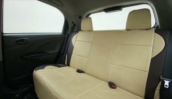 2013 Toyota Etios Liva GD, Diesel, Manual, 92,359 km, Right Side Rear Door Cabin