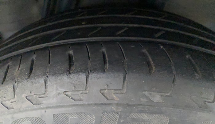 2018 Honda WR-V 1.2 i-VTEC VX MT, Petrol, Manual, 33,714 km, Left Rear Tyre Tread