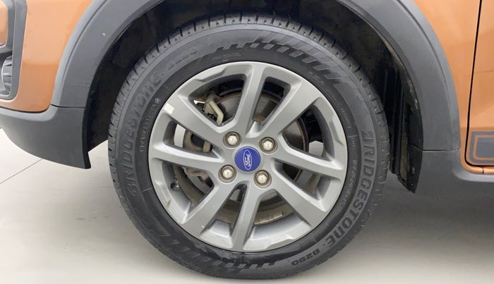 2019 Ford FREESTYLE TITANIUM PLUS 1.2 PETROL, Petrol, Manual, 86,694 km, Left Front Wheel