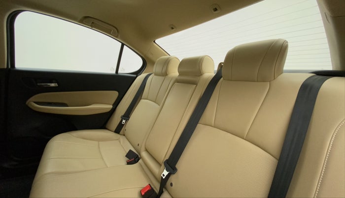 2022 Honda City 1.5L I-VTEC ZX CVT, Petrol, Automatic, 9,029 km, Right Side Rear Door Cabin