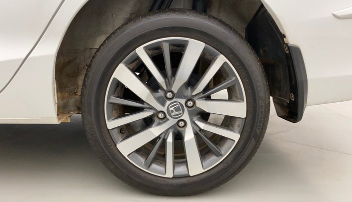2022 Honda City 1.5L I-VTEC ZX CVT, Petrol, Automatic, 9,029 km, Left Rear Wheel