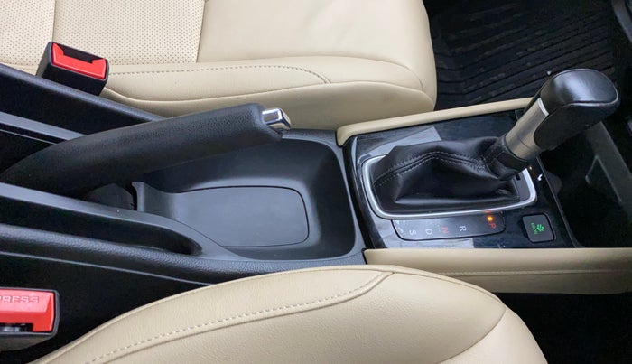 2022 Honda City 1.5L I-VTEC ZX CVT, Petrol, Automatic, 9,029 km, Gear Lever
