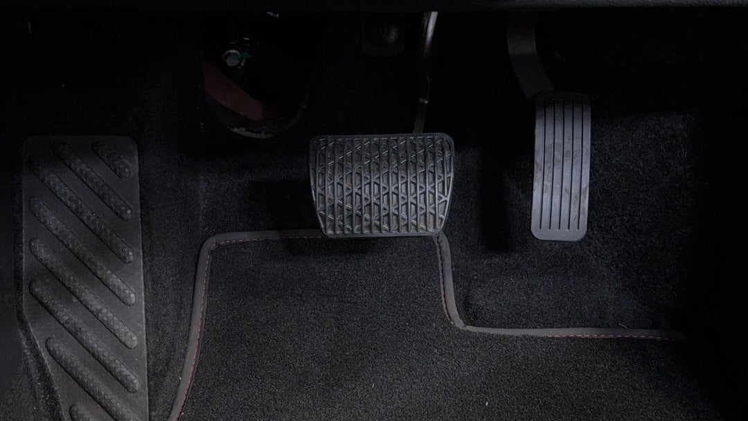 Pedals and Footmat