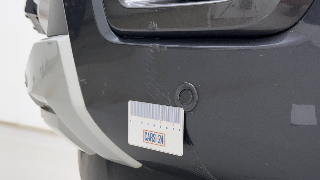 Bumper Front Scratch