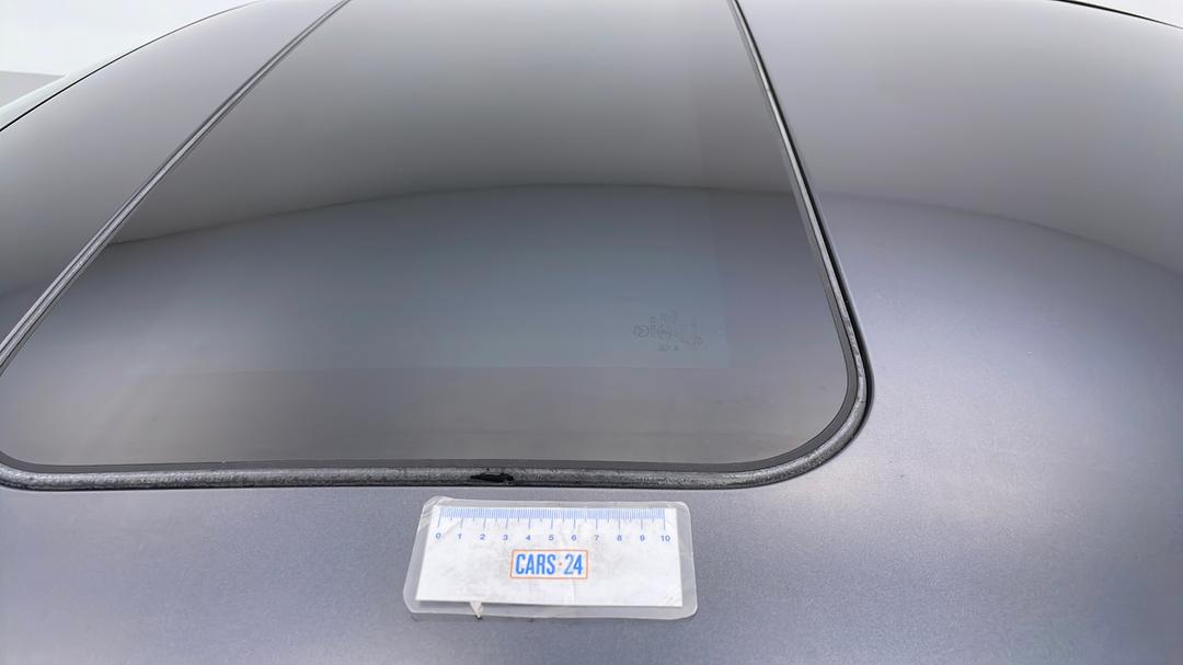 2015 Mazda Mazda6 Gt, Automatic, 129654 km, Sunroof / Moonroof Scratch