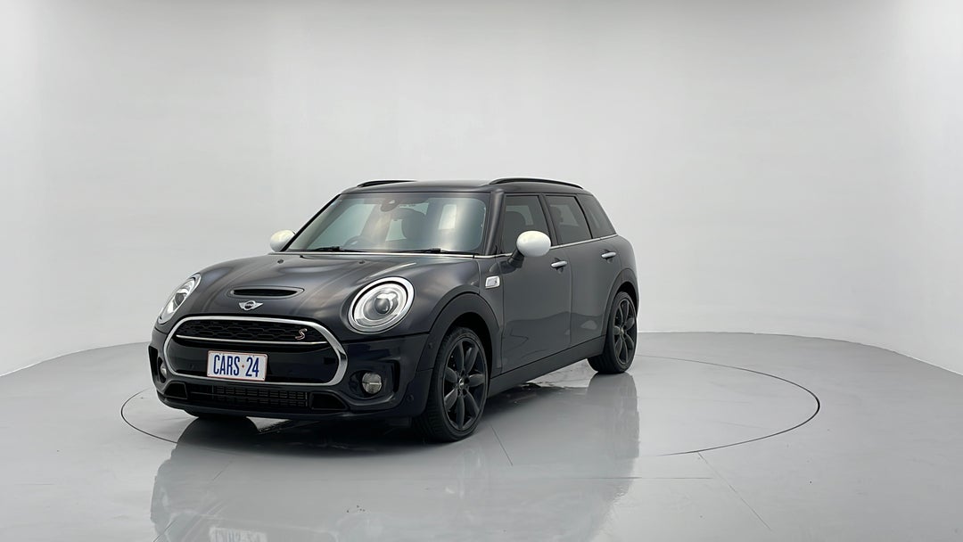 Left Front Diagonal (45- Degree) View