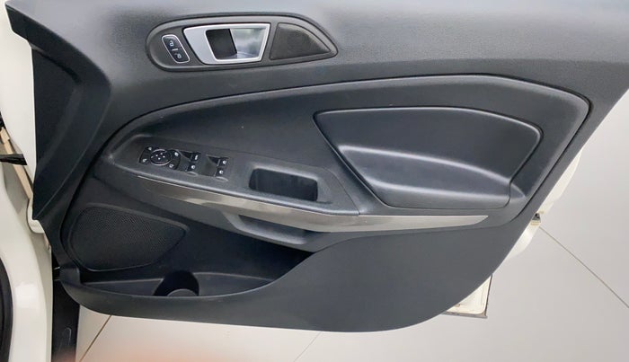 2018 Ford Ecosport 1.5 TREND+ TDCI, Diesel, Manual, 34,750 km, Driver Side Door Panels Controls