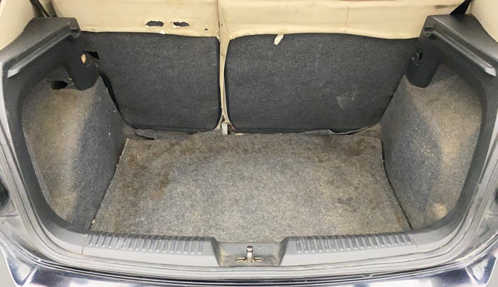 2011 Volkswagen Polo COMFORTLINE 1.2L PETROL, Petrol, Manual, 25,925 km, Boot Inside