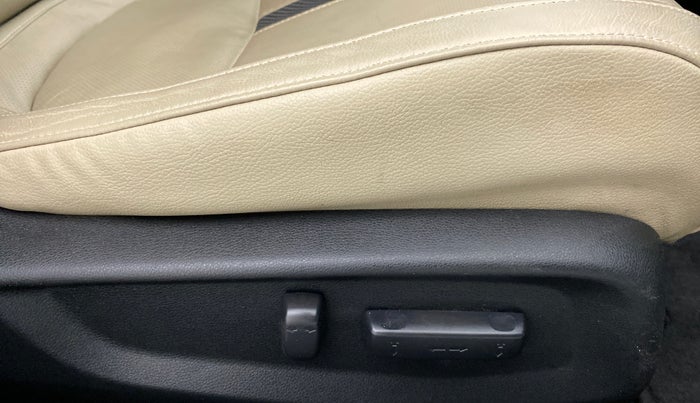 2019 Honda Civic ZX CVT PETROL, Petrol, Automatic, 9,120 km, Driver Side Adjustment Panel