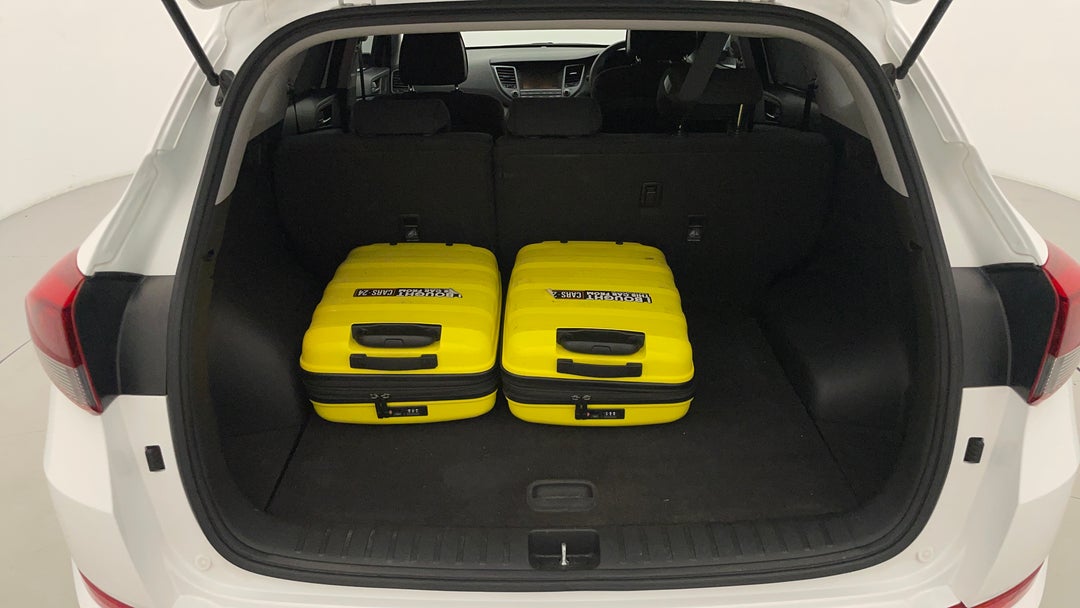 2017 Hyundai Tucson Active (FWD), Automatic, 93461 km, Boot Inside View with Luggage