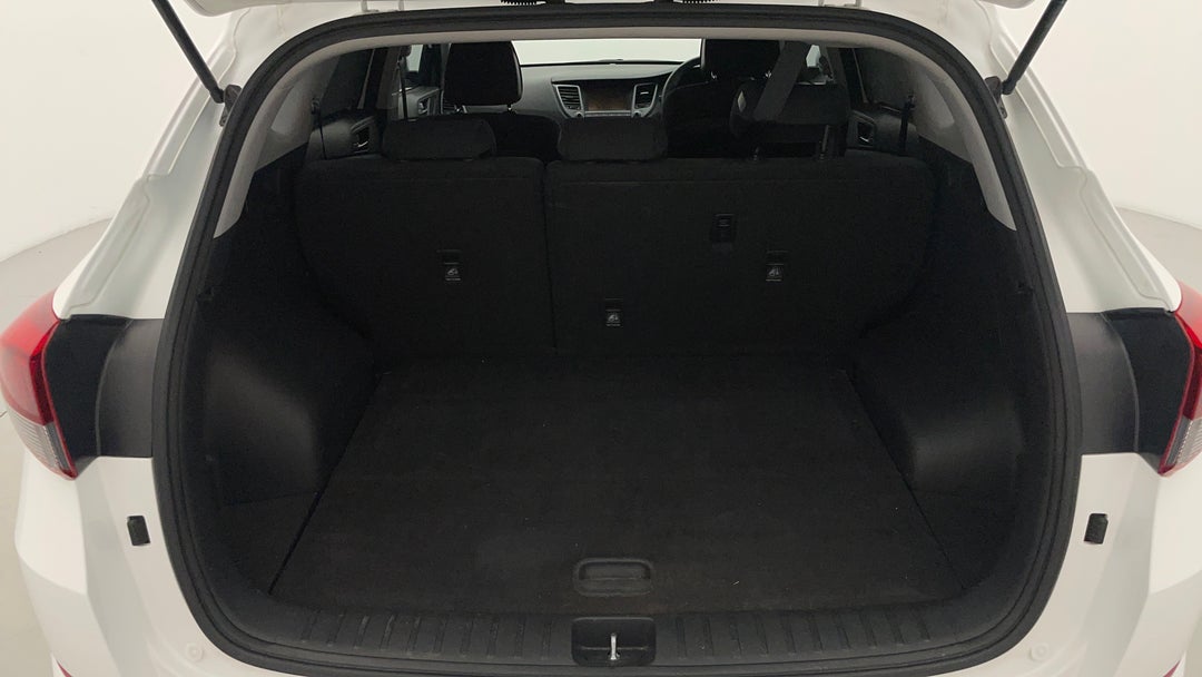 2017 Hyundai Tucson Active (FWD), Automatic, 93461 km, Boot Inside View