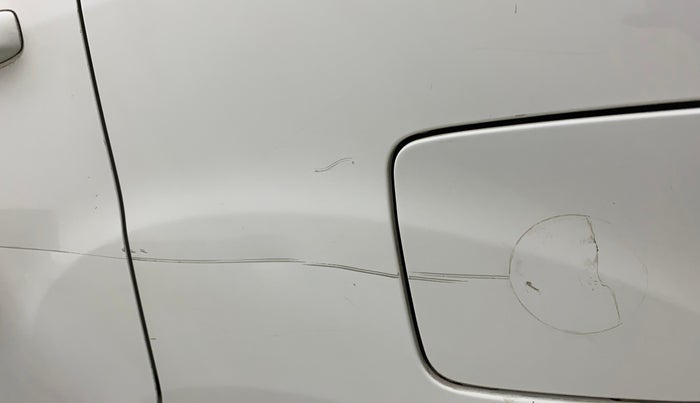 2015 Maruti Ertiga ZXI, Petrol, Manual, 86,046 km, Left quarter panel - Minor scratches