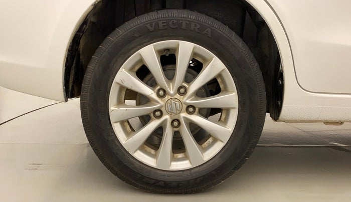 2015 Maruti Ertiga ZXI, Petrol, Manual, 86,046 km, Right Rear Wheel