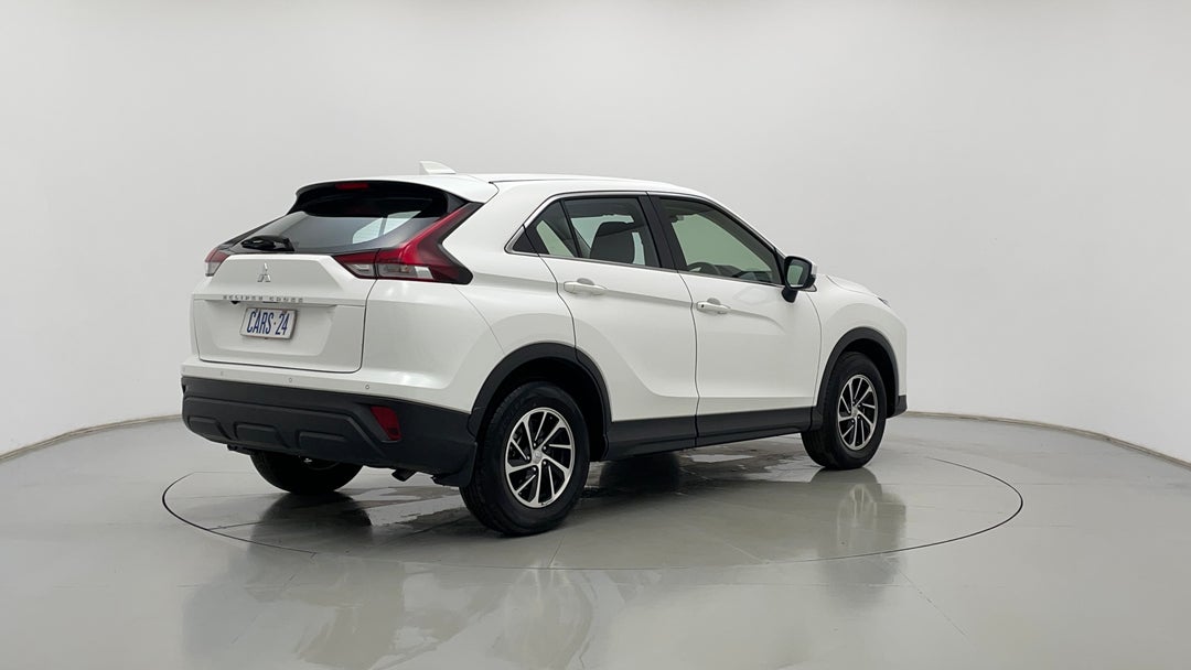 Right Back Diagonal (45- Degree) View