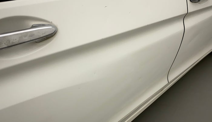 2016 Honda City 1.5L I-VTEC E MT, Petrol, Manual, 37,672 km, Right rear door - Paint has faded