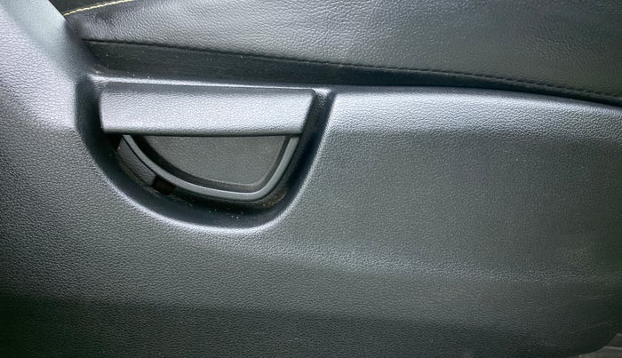 2018 Hyundai NEW SANTRO SPORTZ 1.1, Petrol, Manual, 12,673 km, Driver Side Adjustment Panel
