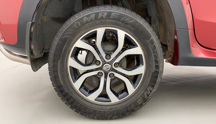2014 Nissan Terrano XV D THP 110 PS, Diesel, Manual, 82,871 km, Right Rear Wheel