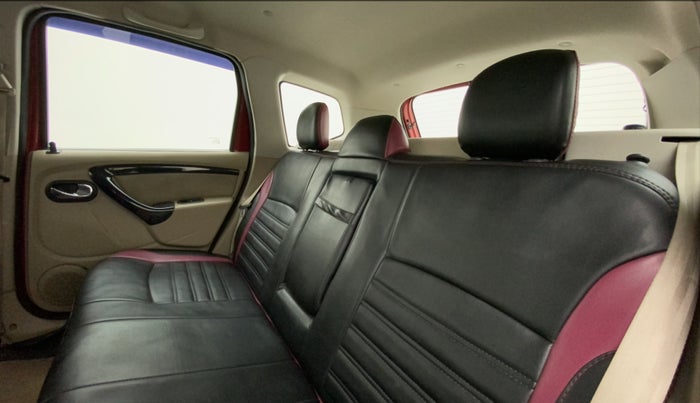 2014 Nissan Terrano XV D THP 110 PS, Diesel, Manual, 82,871 km, Right Side Rear Door Cabin