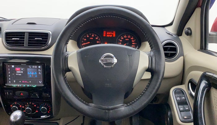 2014 Nissan Terrano XV D THP 110 PS, Diesel, Manual, 82,871 km, Steering Wheel Close Up