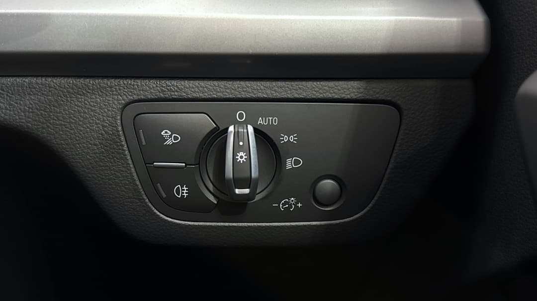 2022 Audi Q5 45 Tfsi Quattro Mhev, Automatic, 34664 km, Utility Switches/Buttons