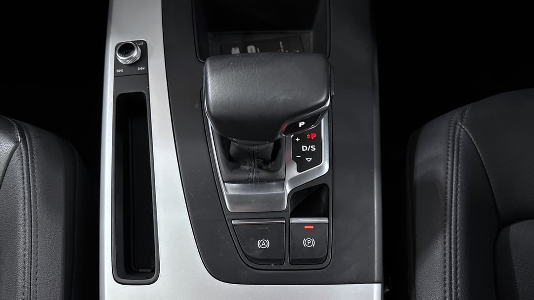 2022 Audi Q5 45 Tfsi Quattro Mhev, Automatic, 34664 km, Gear Lever 