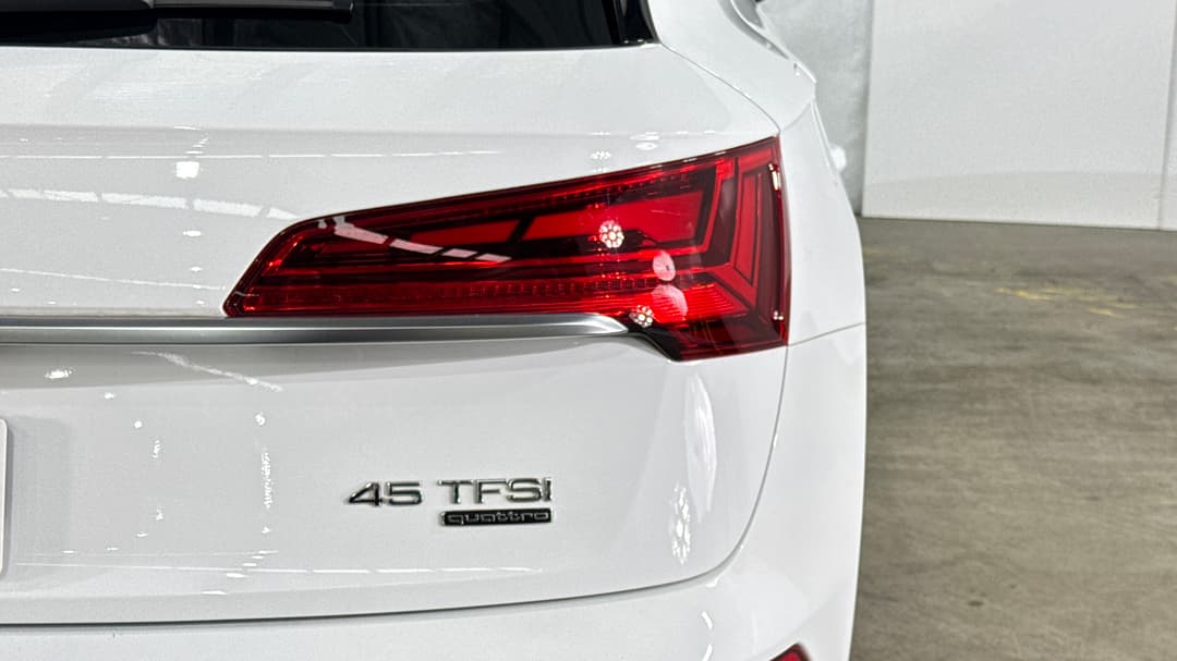 2022 Audi Q5 45 Tfsi Quattro Mhev, Automatic, 34664 km, Badge (Boot Right Side)