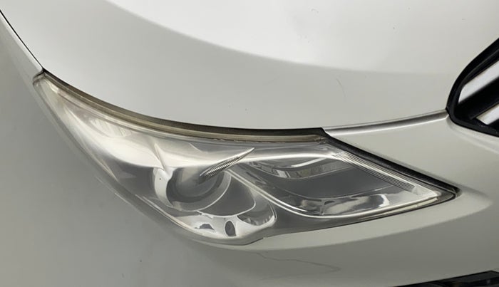 2016 Maruti Ciaz ZXI+ AT, CNG, Automatic, 1,14,934 km, Right headlight - Faded