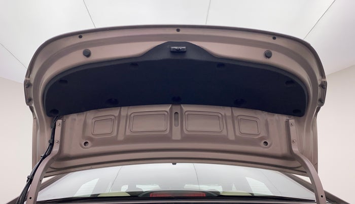 2018 Hyundai Verna 1.6 VTVT SX, Petrol, Manual, 40,461 km, Boot Door Open