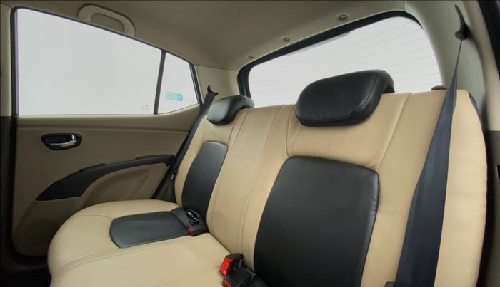 2012 Hyundai i10 SPORTZ 1.2 KAPPA2, Petrol, Manual, 50,200 km, Right Side Rear Door Cabin