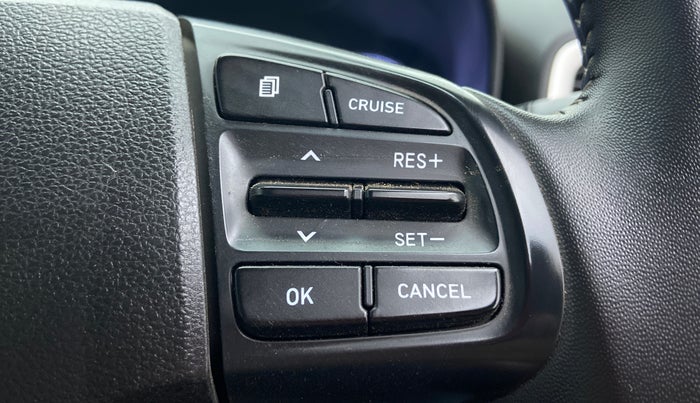2019 Hyundai VENUE SX(O) CRDi, Diesel, Manual, 17,074 km, Adaptive Cruise Control