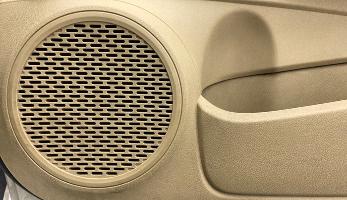 2015 Honda Brio VX AT, Petrol, Automatic, 17,295 km, Speaker