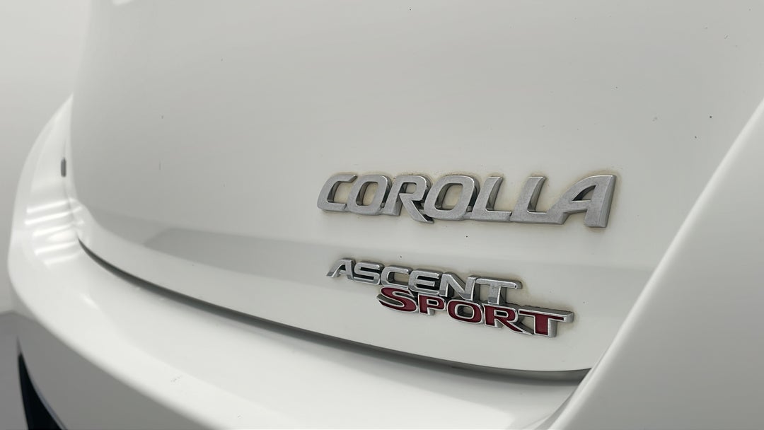 2015 Toyota Corolla Ascent Sport, Automatic, 132116 km, Badge (Boot Right Side)