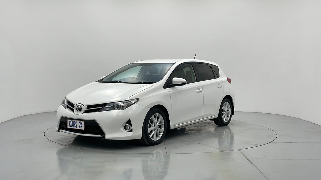 2015 Toyota Corolla Ascent Sport, Automatic, 132116 km, Left Front Diagonal (45- Degree) View