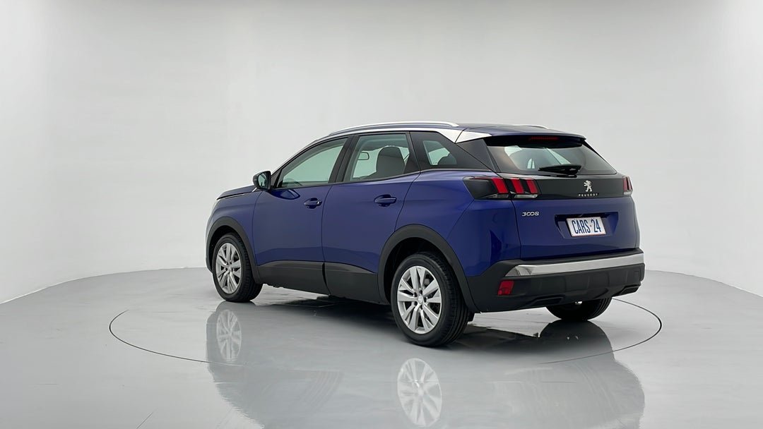 Left Back Diagonal (45- Degree) View