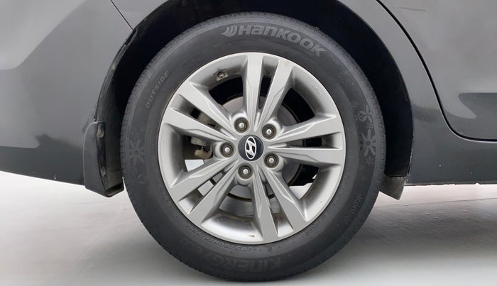 2017 Hyundai New Elantra 2.0 SX (O) AT, Petrol, Automatic, 51,668 km, Right Rear Wheel