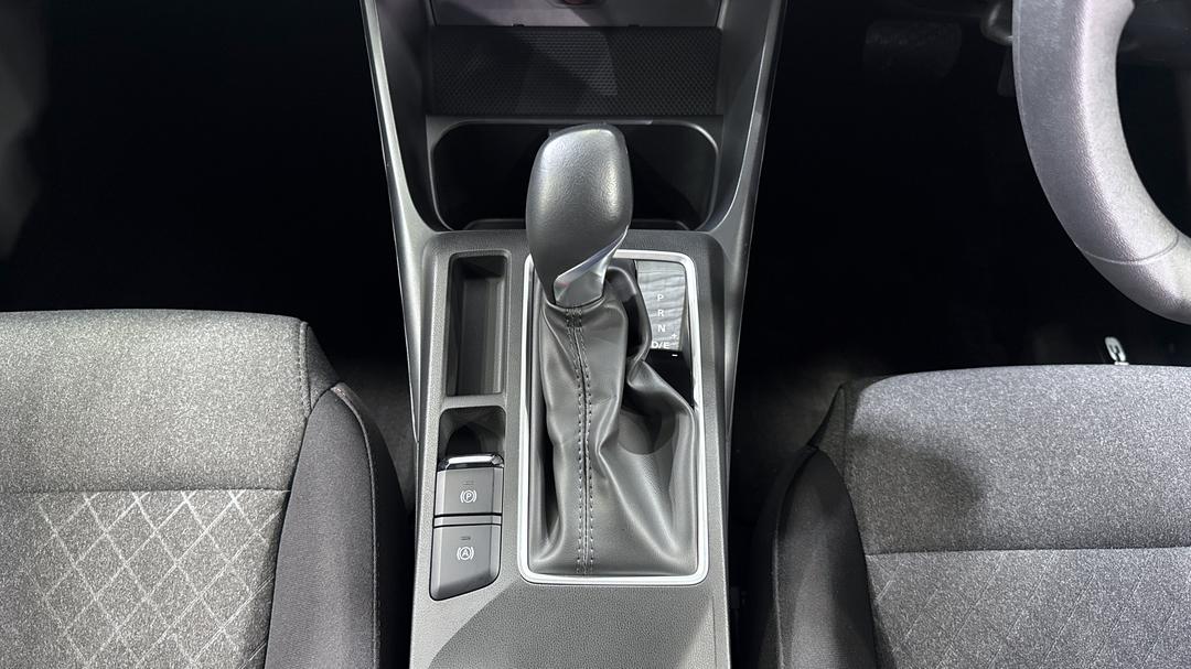 2025 MG Mg3 Excite, Automatic, 4352 km, Gear Lever 