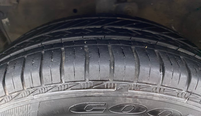 2019 Maruti Celerio VXI d, Petrol, Manual, 32,052 km, Left Front Tyre Tread