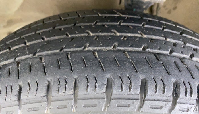 2019 Maruti Alto K10 VXI P, Petrol, Manual, 17,823 km, Left Front Tyre Tread