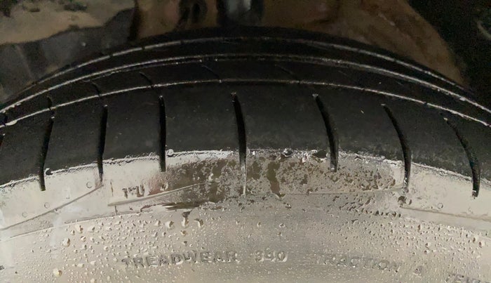 2019 MG HECTOR SHARP HYBRID 1.5 PETROL, Petrol, Manual, 62,427 km, Left Front Tyre Tread