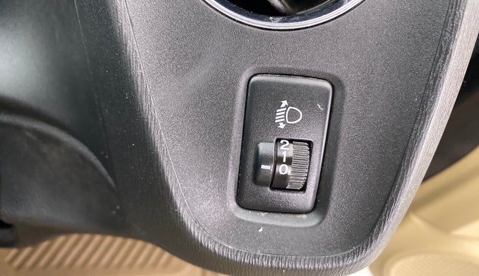 2015 Honda Amaze 1.2 SMT I VTEC, Petrol, Manual, 25,193 km, Dashboard - Headlight height adjustment not working